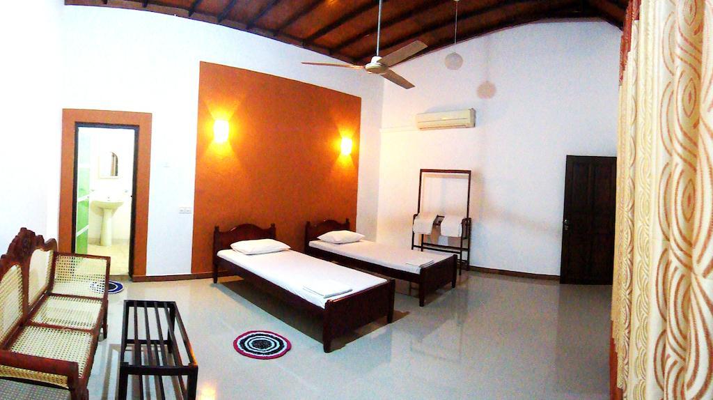 Green Land Guest House Pinnawala  Ruang foto